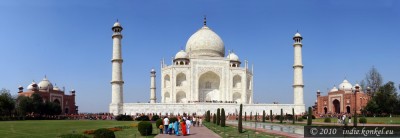 13 Agra- Taj Mahal closer